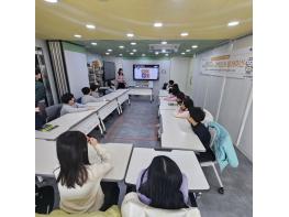 강남구, 책 읽고 AI·로봇 만든다…'미래역량 독서융합 교육' 운영 기사 이미지